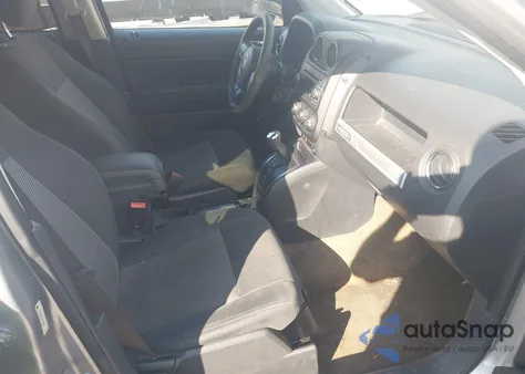 2014 Jeep Compass Sport from USA, damaged, VIN 1C4NJCBAXED844962